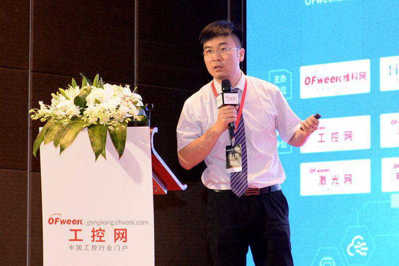 史陶比爾孟德微：機器人和工業4.0模式